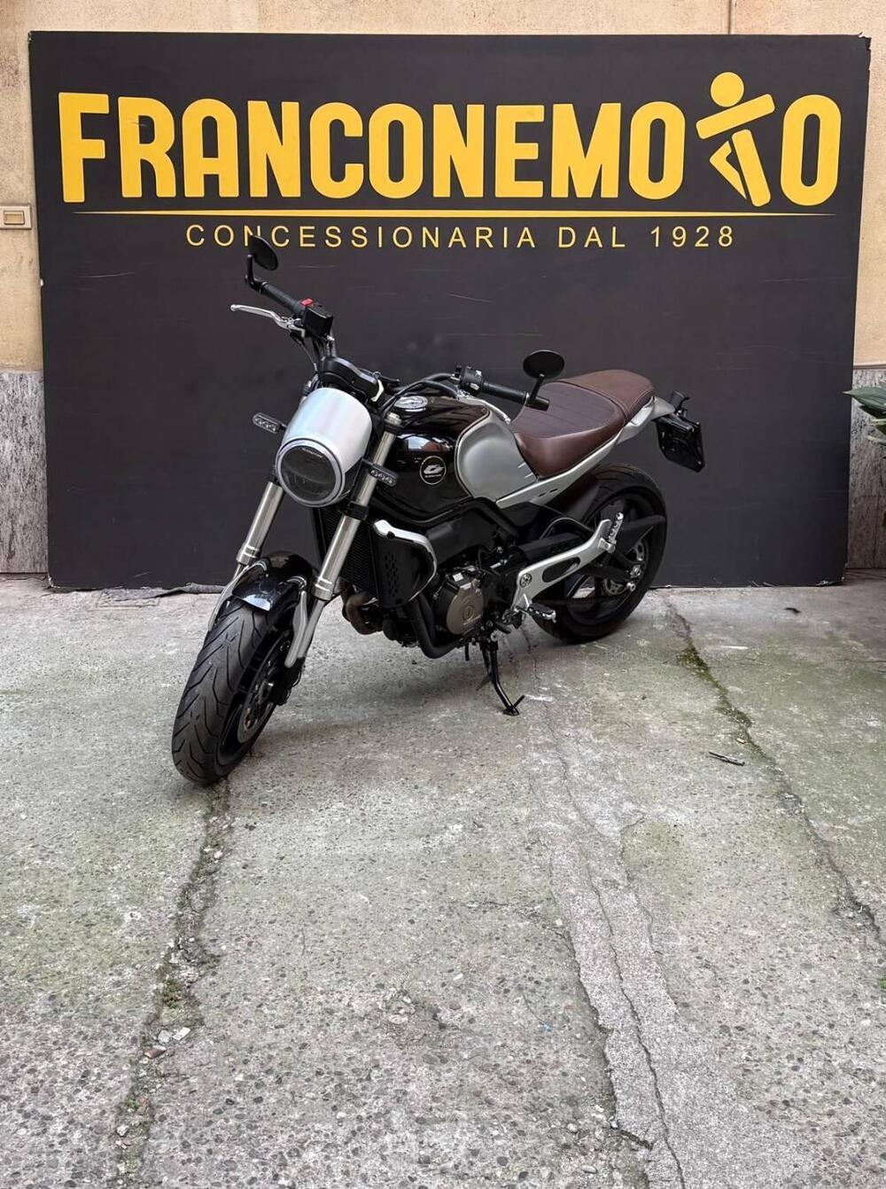 QJ Motor SRV 550 (2024) (4)