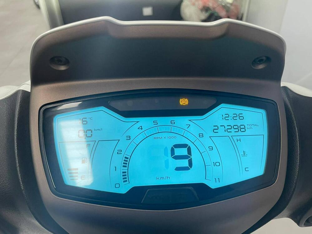 Piaggio Medley 125 S ABS (2020) (8)