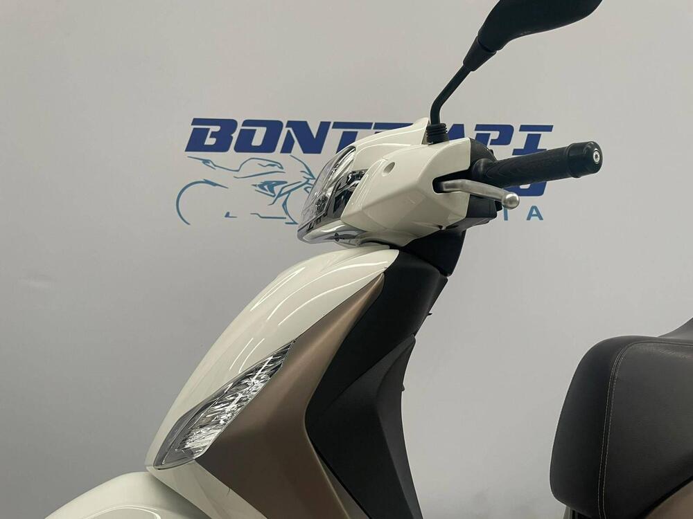 Piaggio Medley 125 S ABS (2020) (6)