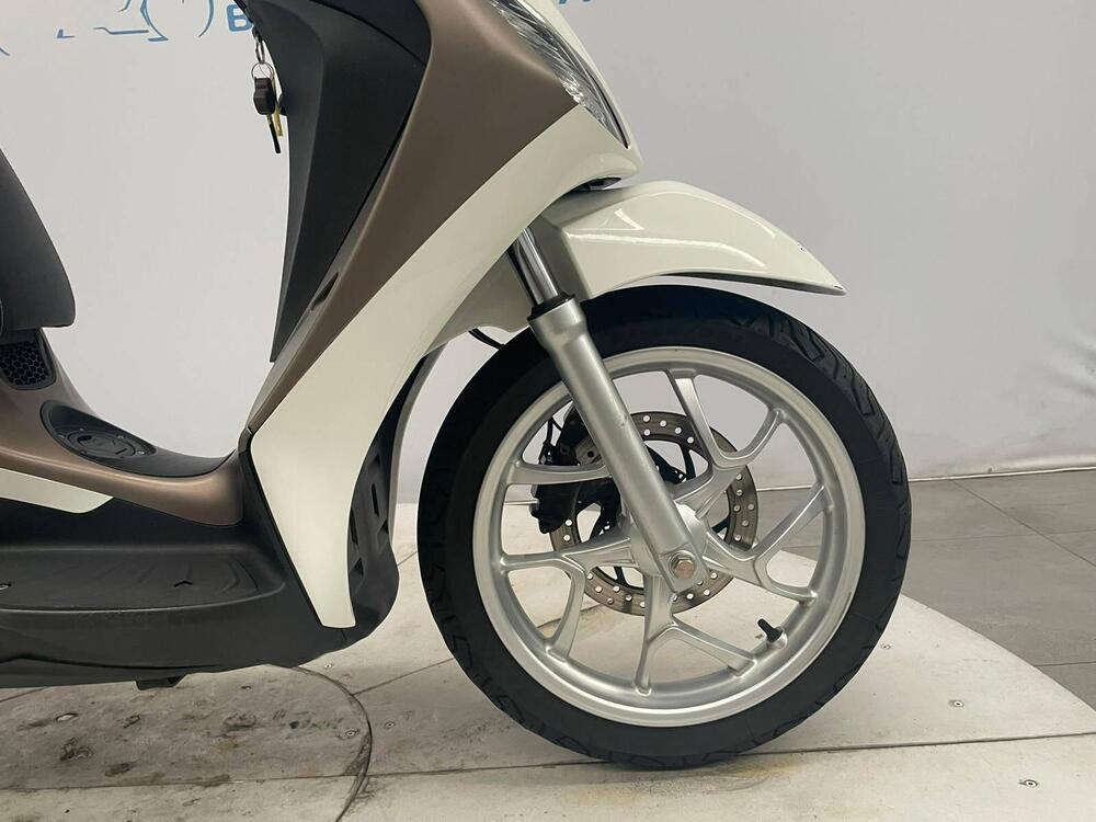 Piaggio Medley 125 S ABS (2020) (12)