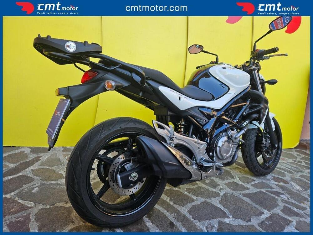 Suzuki Gladius 650 SFV (2009 - 15) (4)