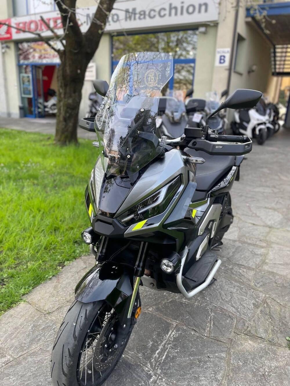 Honda X-ADV 750 DCT (2021 - 24) (3)