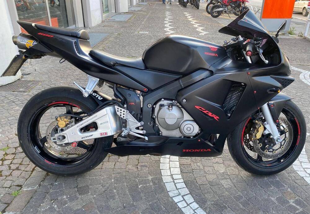 Honda CBR 600 RR (2003 - 04) (2)