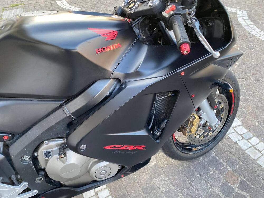 Honda CBR 600 RR (2003 - 04) (5)