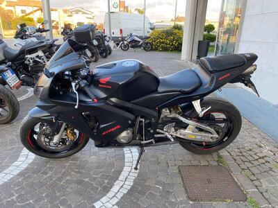 Honda CBR 600 RR (2003 - 04) usata