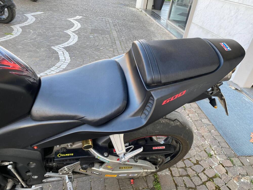 Honda CBR 600 RR (2003 - 04) (10)