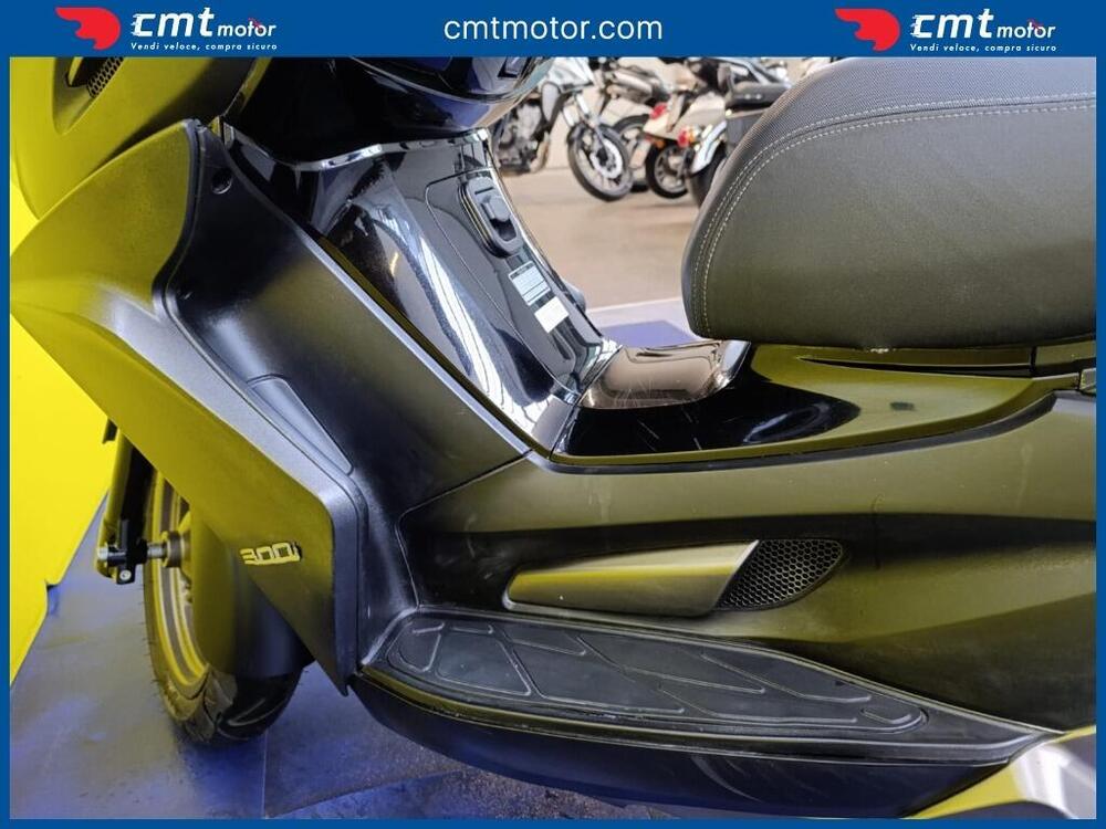 Kymco K-Xct 300i (2012 - 17) (9)