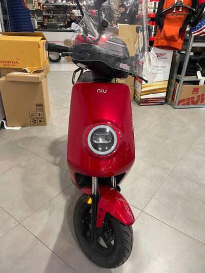Niu MQi+ Sport SR (2020 - 26) usata
