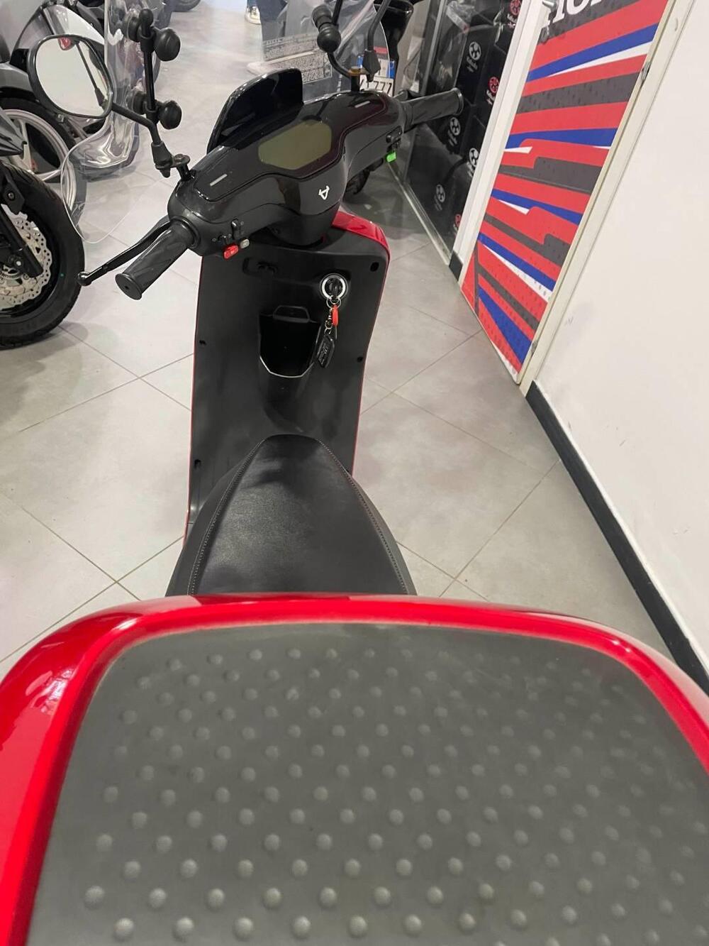 Niu MQi+ Sport SR (2020 - 26) (5)