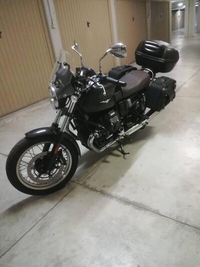 Moto Guzzi V7 III Special (2017 - 20) usata