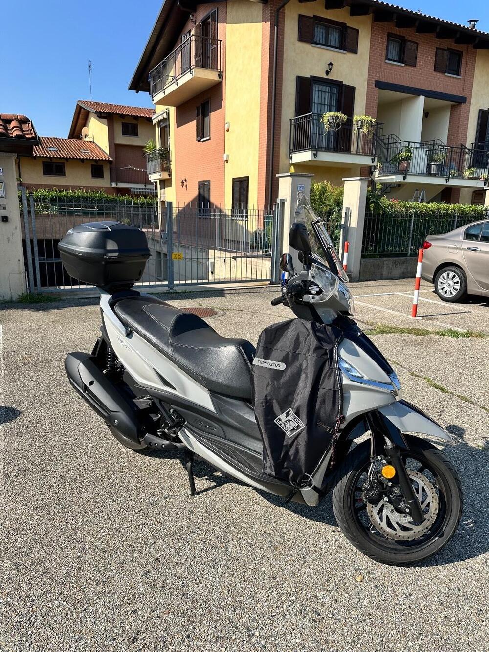 Kymco Agility 300i Noodoe (2020) (2)