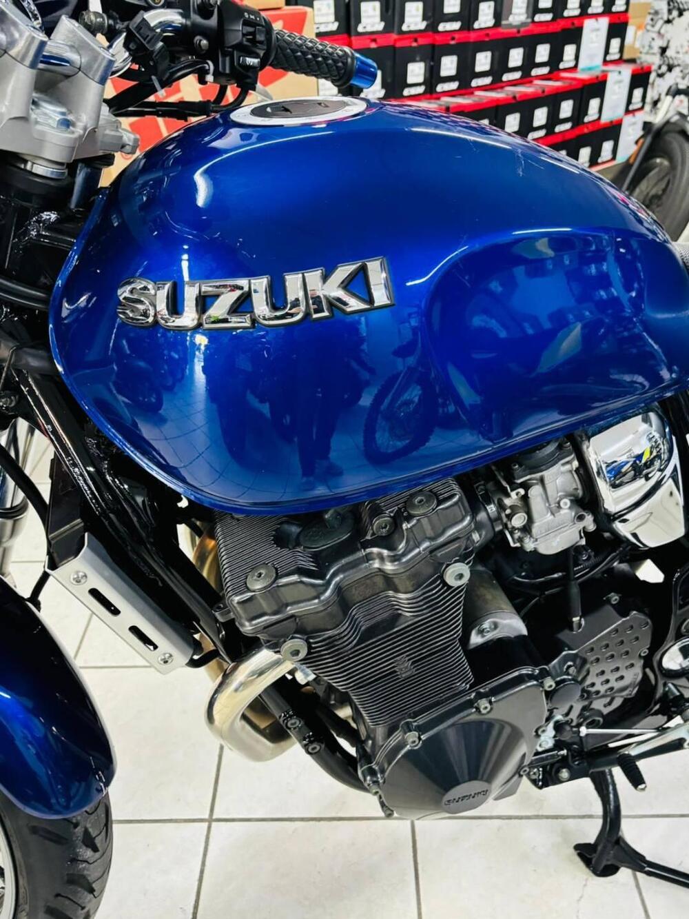 Suzuki GSX 750 (1998 - 03) (7)
