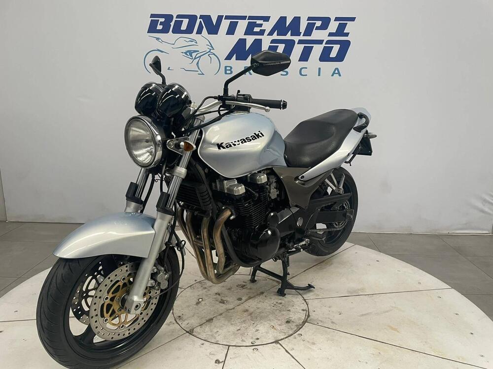 Kawasaki ZR-7 (2001 - 04) (11)