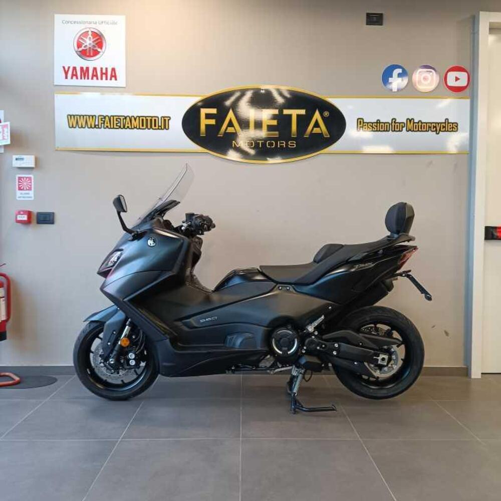 Yamaha T-Max 560 (2022 - 24)