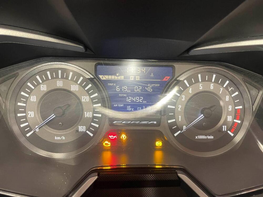 Honda Forza 300 Deluxe ABS (2018 - 20) (6)