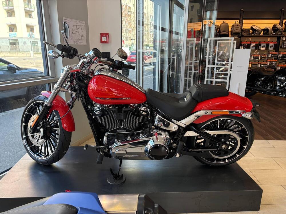 Harley-Davidson Breakout 117 (2025 - 26) (3)