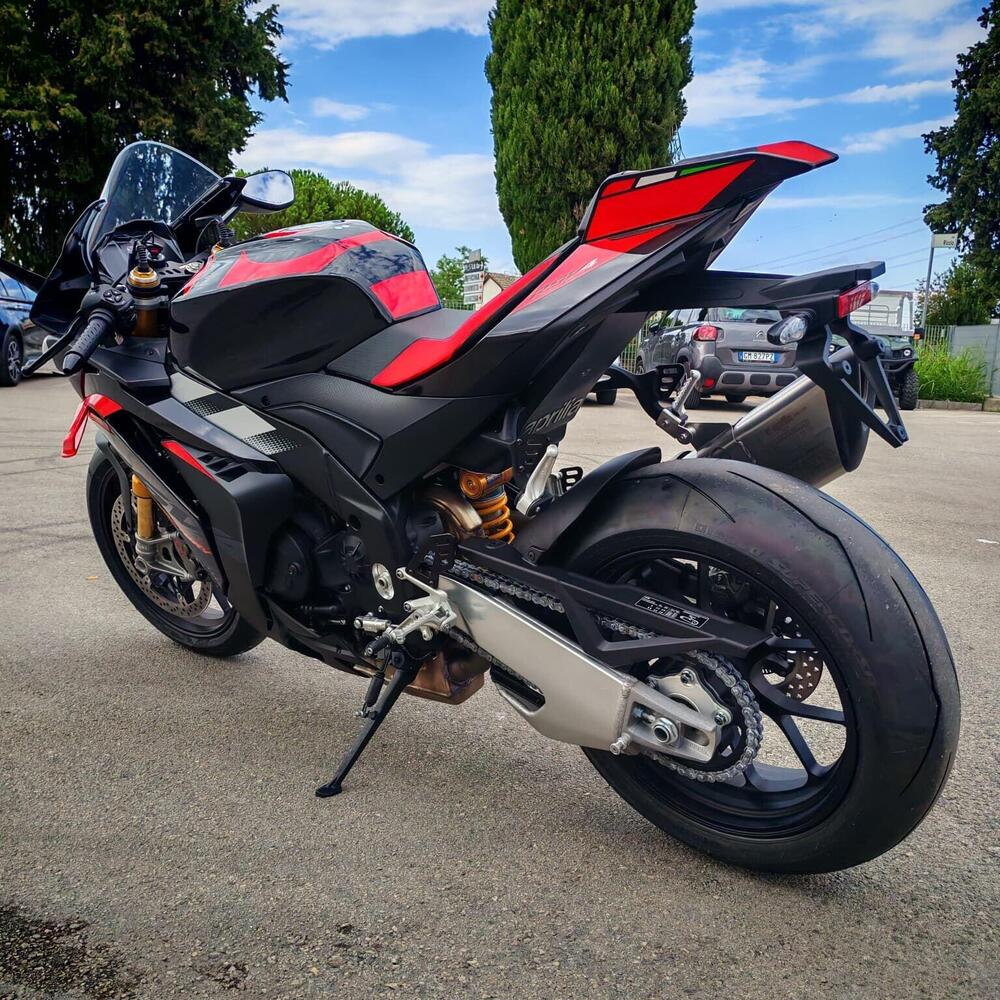 Aprilia RSV4 1100 Factory (2025 - 26) (11)