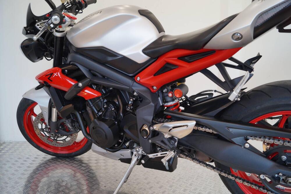 Triumph Street Triple RX ABS (2016 - 17) (7)