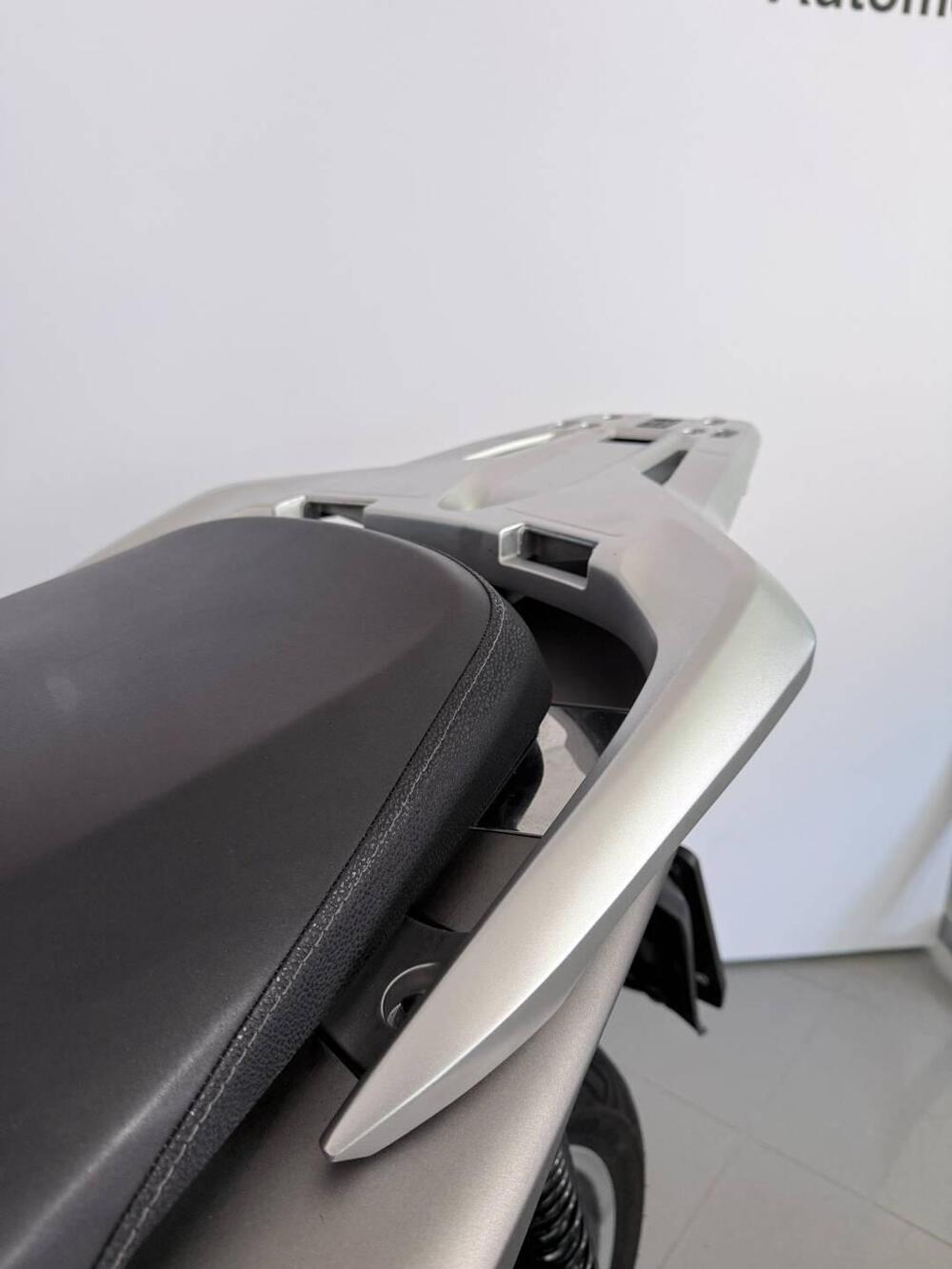 Honda SH 350 (2021 - 24) (6)