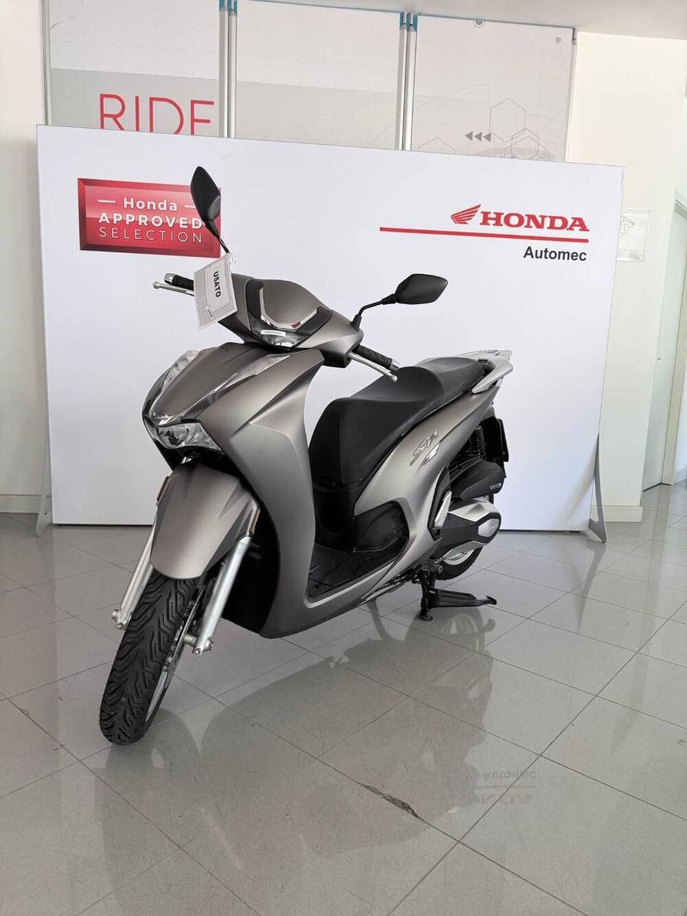 Honda SH 350 (2021 - 24) (2)