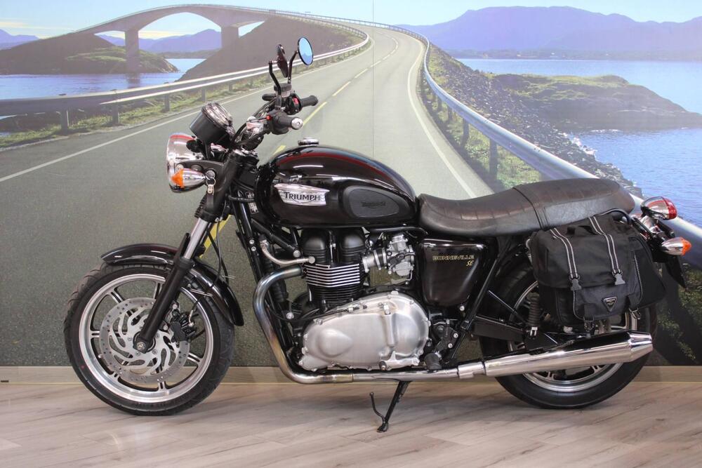 Triumph Bonneville SE (2009 - 13) (7)