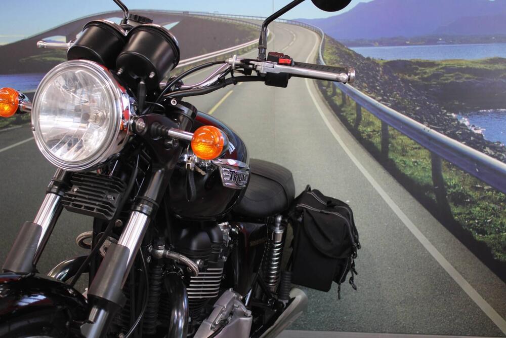 Triumph Bonneville SE (2009 - 13) (11)