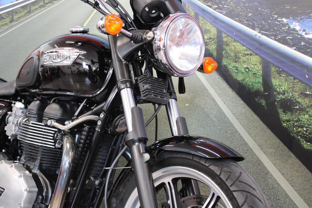 Triumph Bonneville SE (2009 - 13) (12)