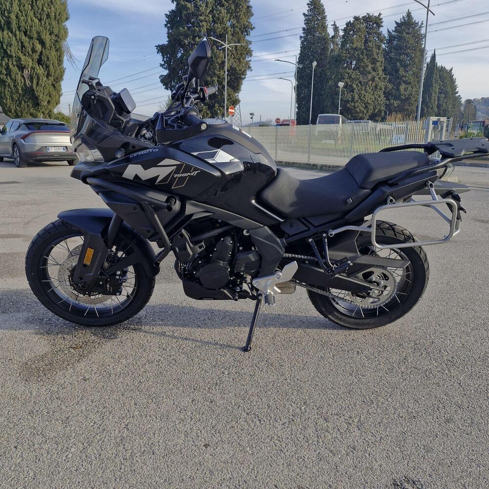 CFMOTO 700MT Adventure (2025 - 26) (17)