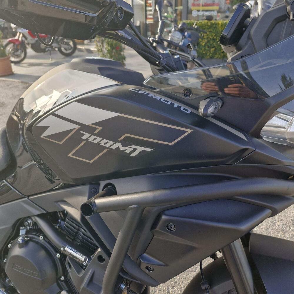 CFMOTO 700MT Adventure (2025 - 26) (21)