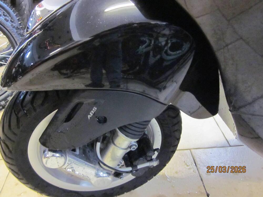 Vespa Primavera 125 3V ie Sport ABS (2018 - 19) (7)
