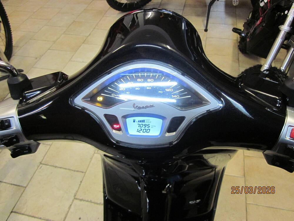 Vespa Primavera 125 3V ie Sport ABS (2018 - 19) (9)