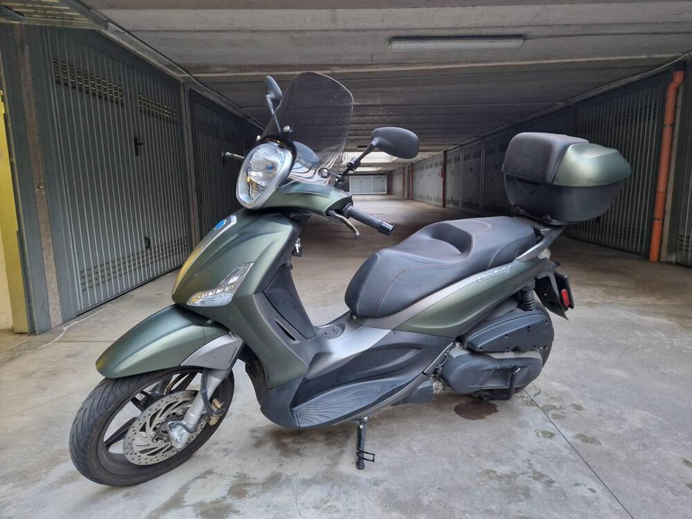 Piaggio Beverly 350 S ABS (2019 - 20) (5)