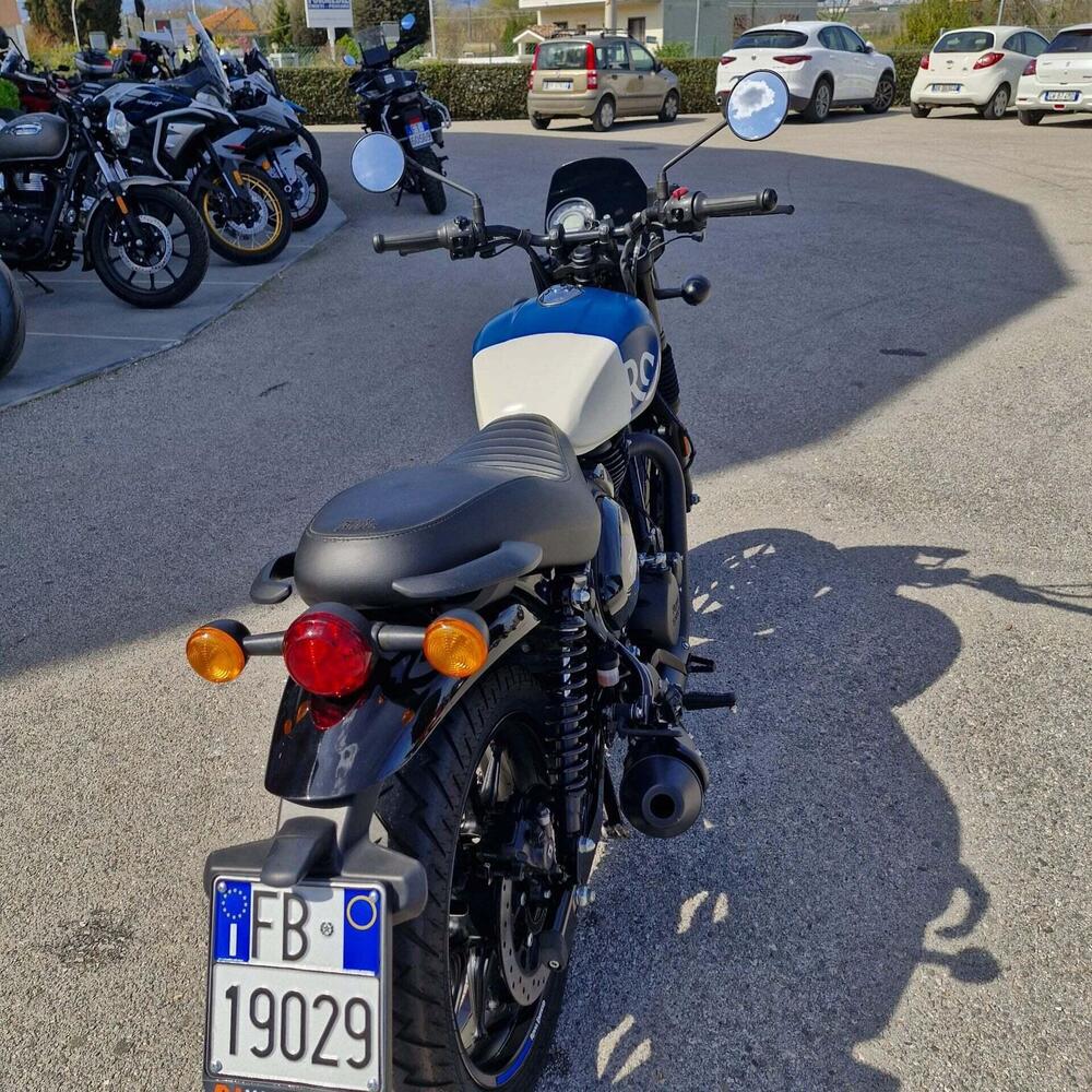 Royal Enfield HNTR 350 (2022 - 26) (8)