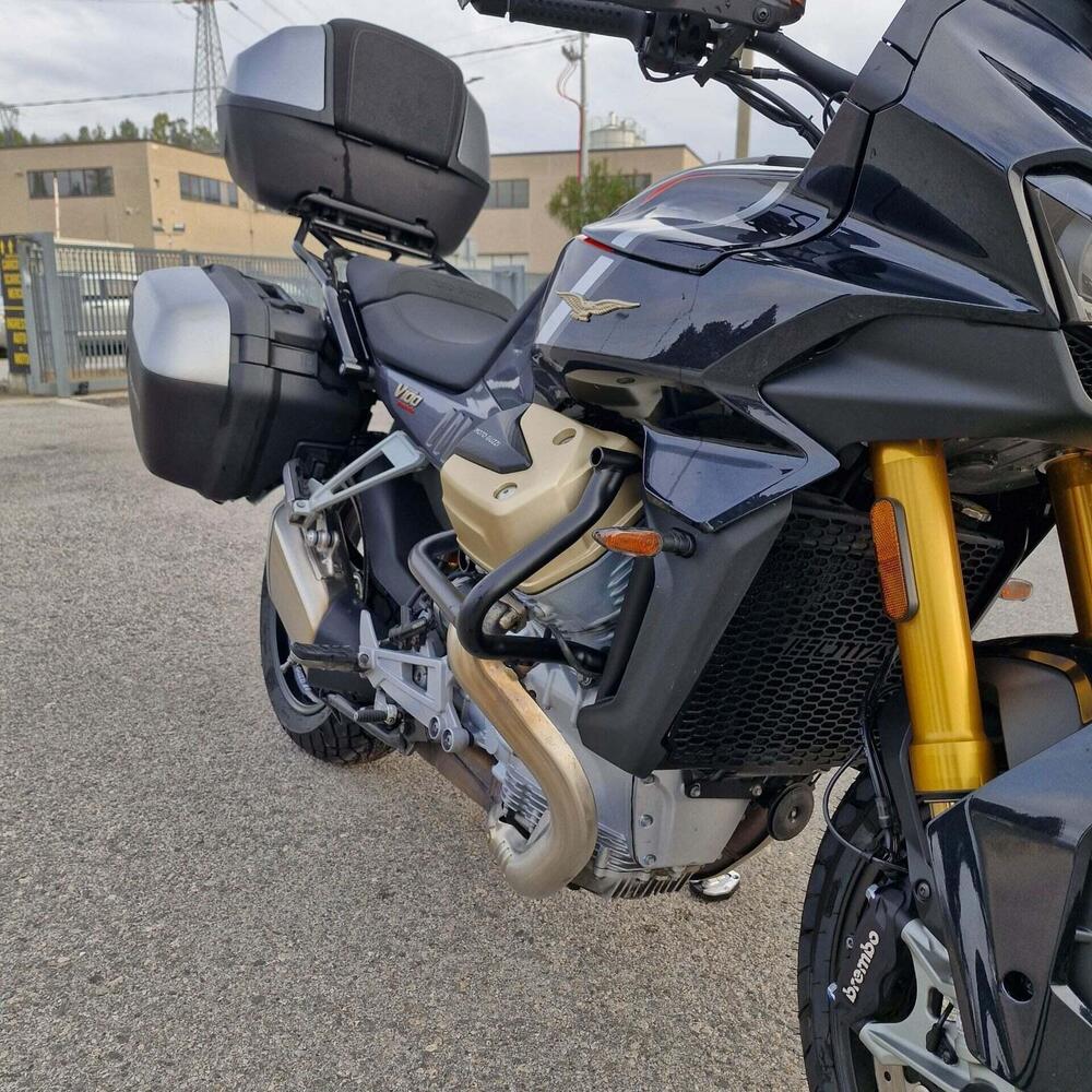 Moto Guzzi V100 Mandello S (2022 - 24) (10)