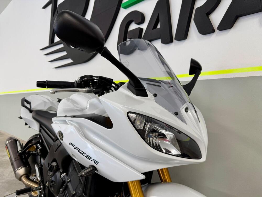 Yamaha Fazer 8 (2010 - 16) (3)