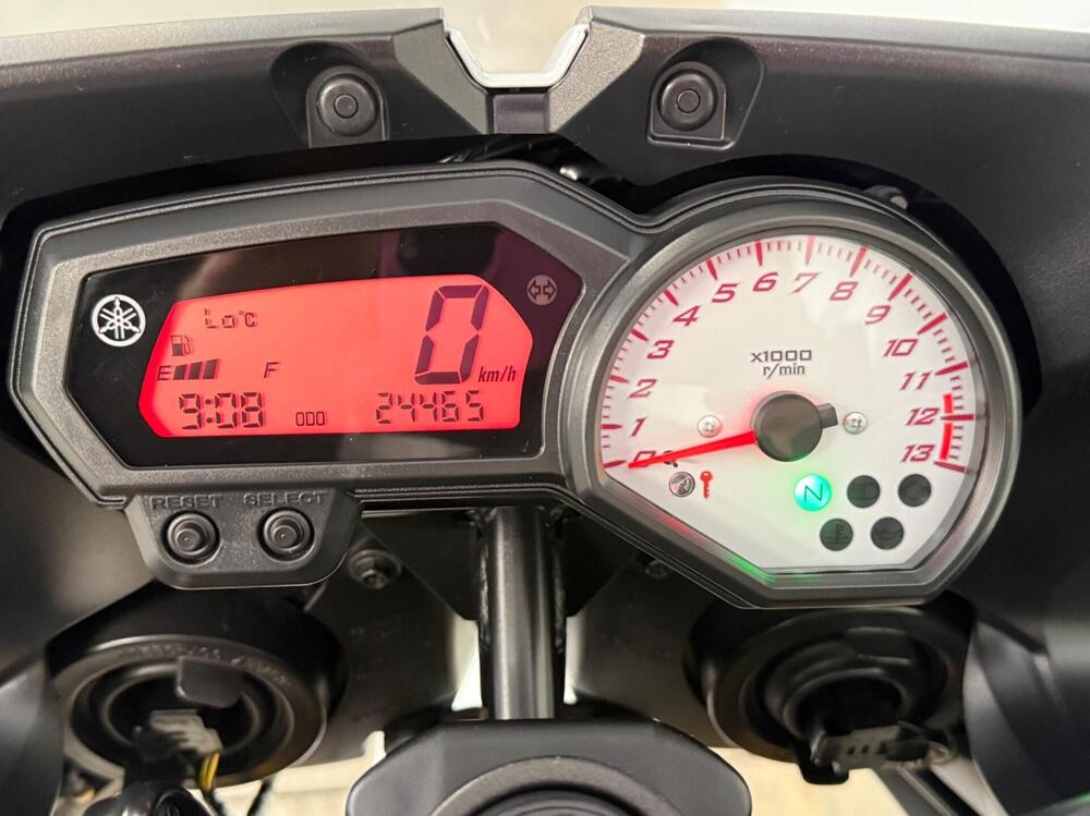 Yamaha Fazer 8 (2010 - 16) (14)