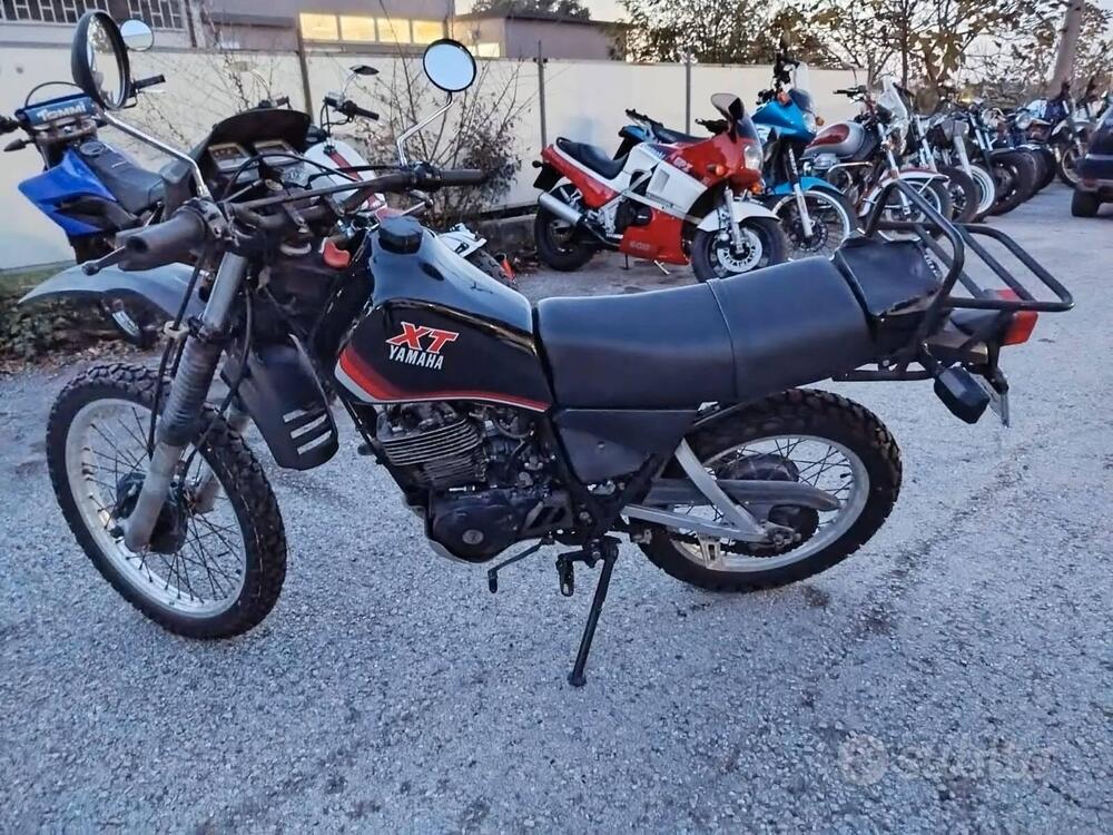 Yamaha XT 550 (4)