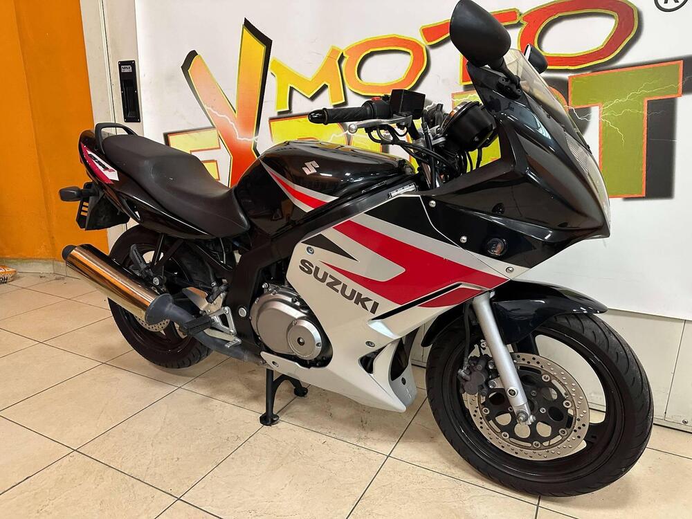 Suzuki GS 500 F (2004 - 06) (2)