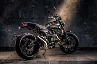 Ducati Scrambler 800 Icon Dark (2025 - 26) usata