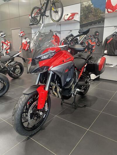 Ducati Multistrada V4 S (2025 - 26) usata