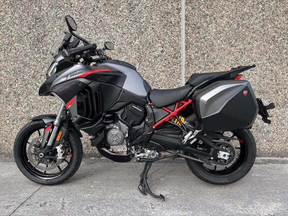 Ducati Multistrada V4 S Grand Tour (2024) (2)