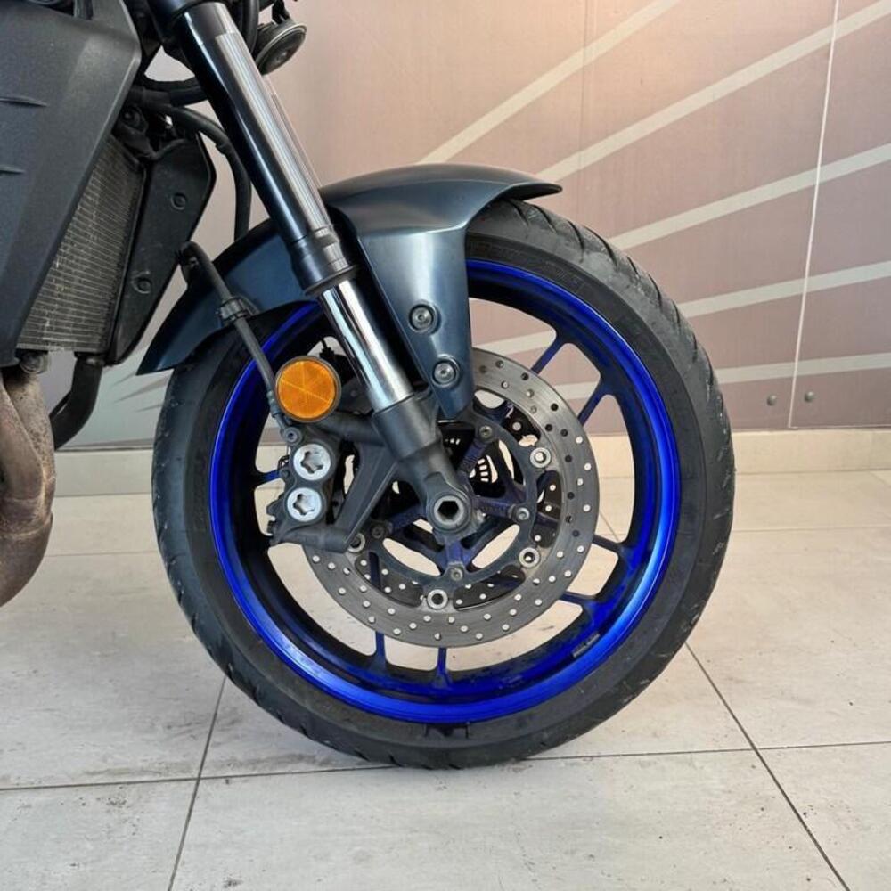 Yamaha MT-09 (2021 - 23) (4)