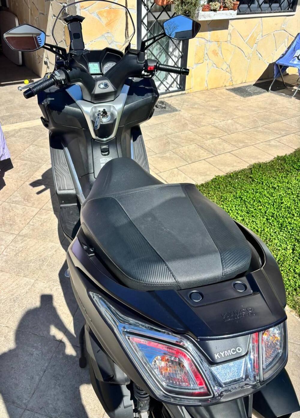Kymco Downtown 350i TCS (2021 - 25) (2)