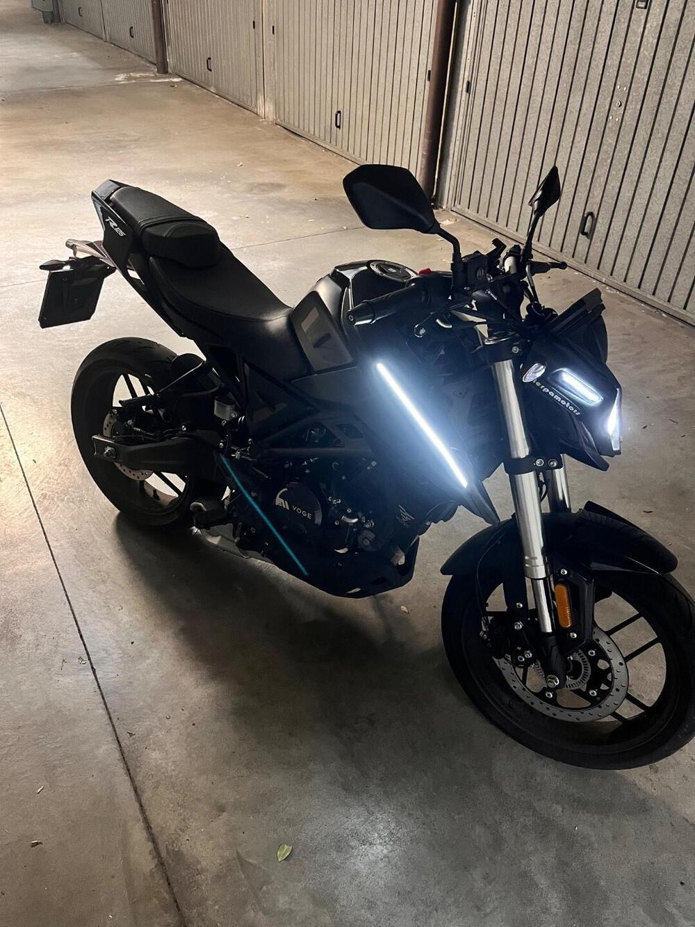 Voge Brivido 125R (2023 - 26) (6)