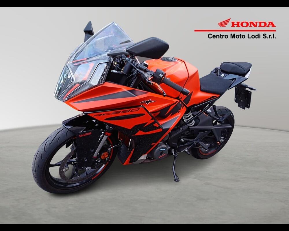 KTM RC 390 (2022 - 26) (4)