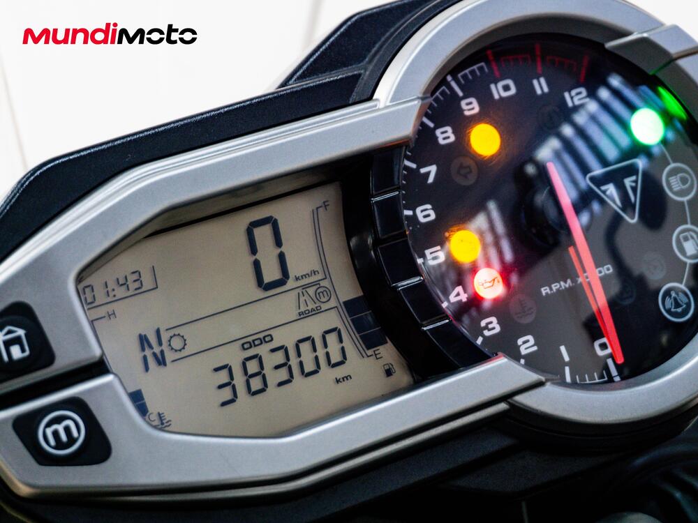 Triumph Tiger 800 XRx (2015 - 17) (12)