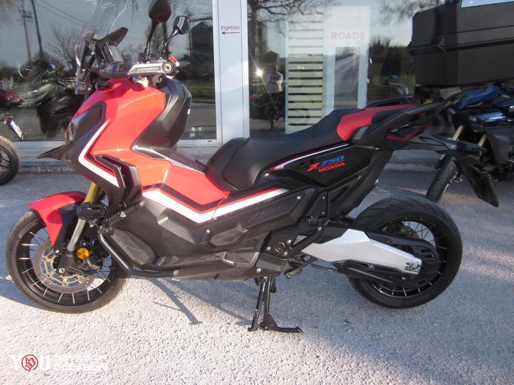 Honda X-ADV 750 (2017) (2)