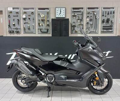 Yamaha T-Max 560 Tech Max (2022 - 24) usata