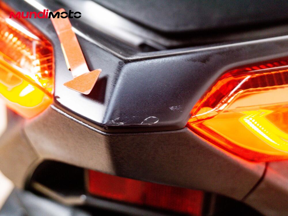 Yamaha X-Max 250 Iron Max ABS (2016) (16)