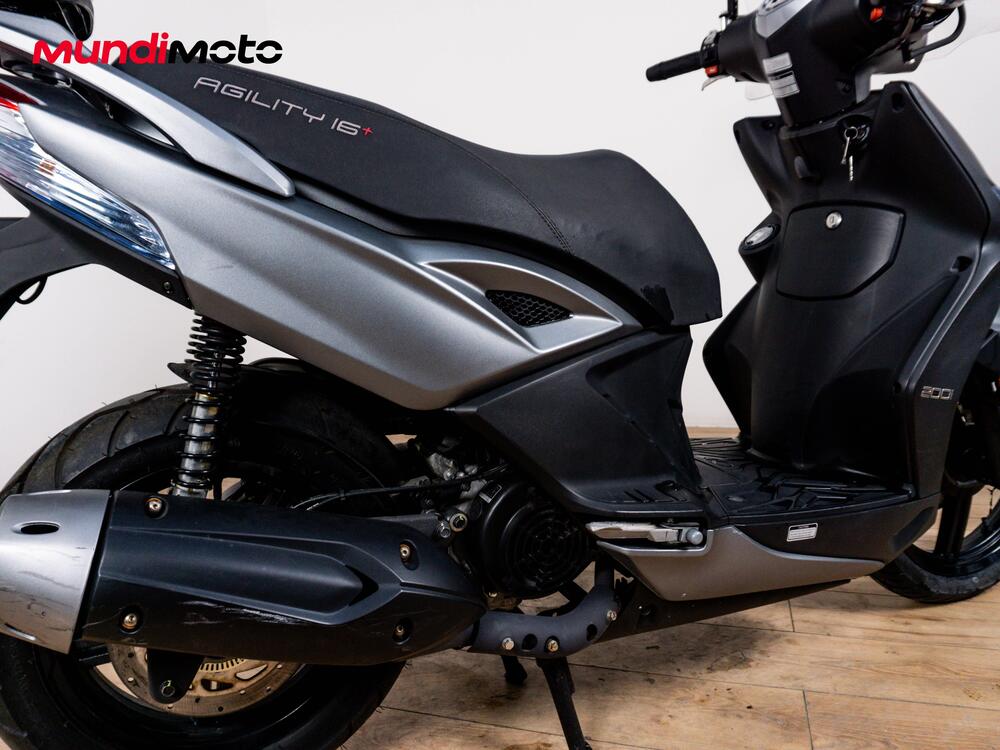 Kymco Agility 200i R16 + (2014 - 17) (4)